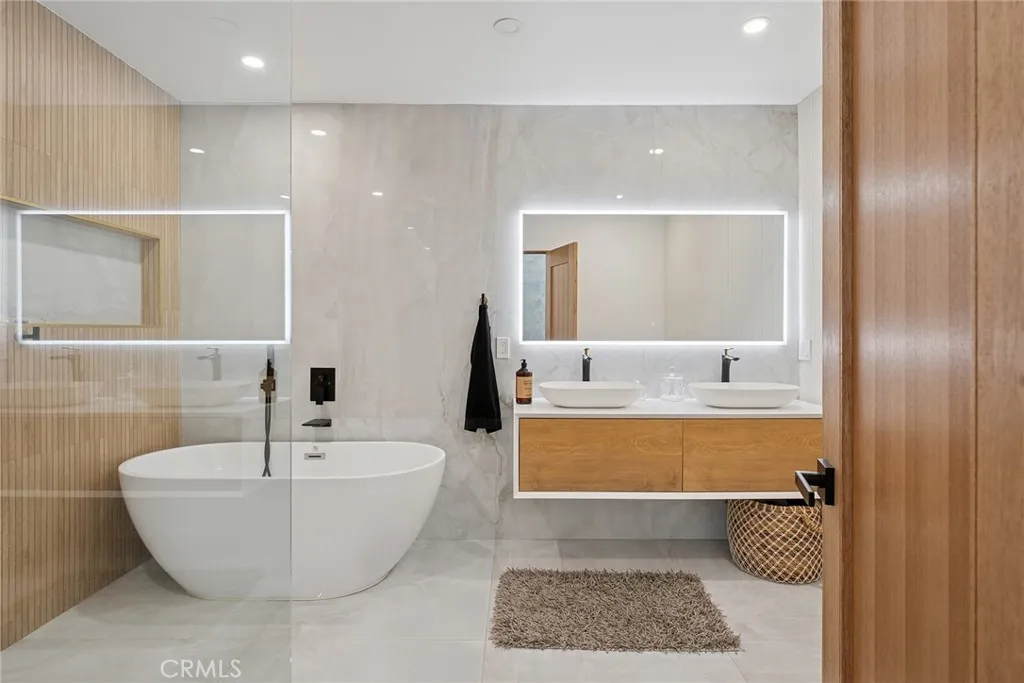 5700 El Canon Avenue, Woodland Hills, California 91367 home-pic-23