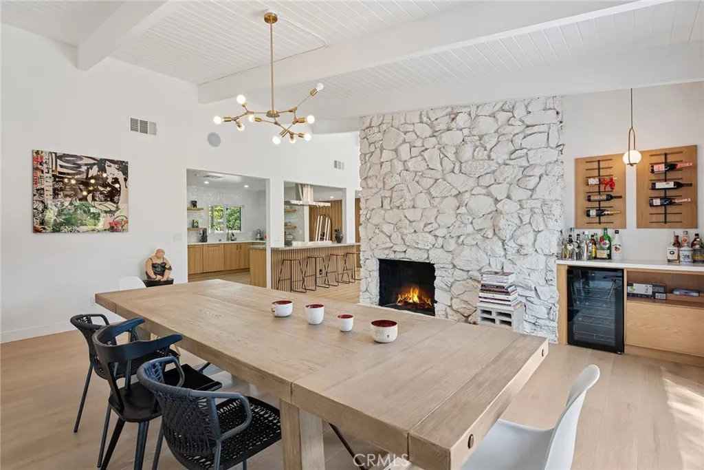 5700 El Canon Avenue, Woodland Hills, California 91367 home-pic-12