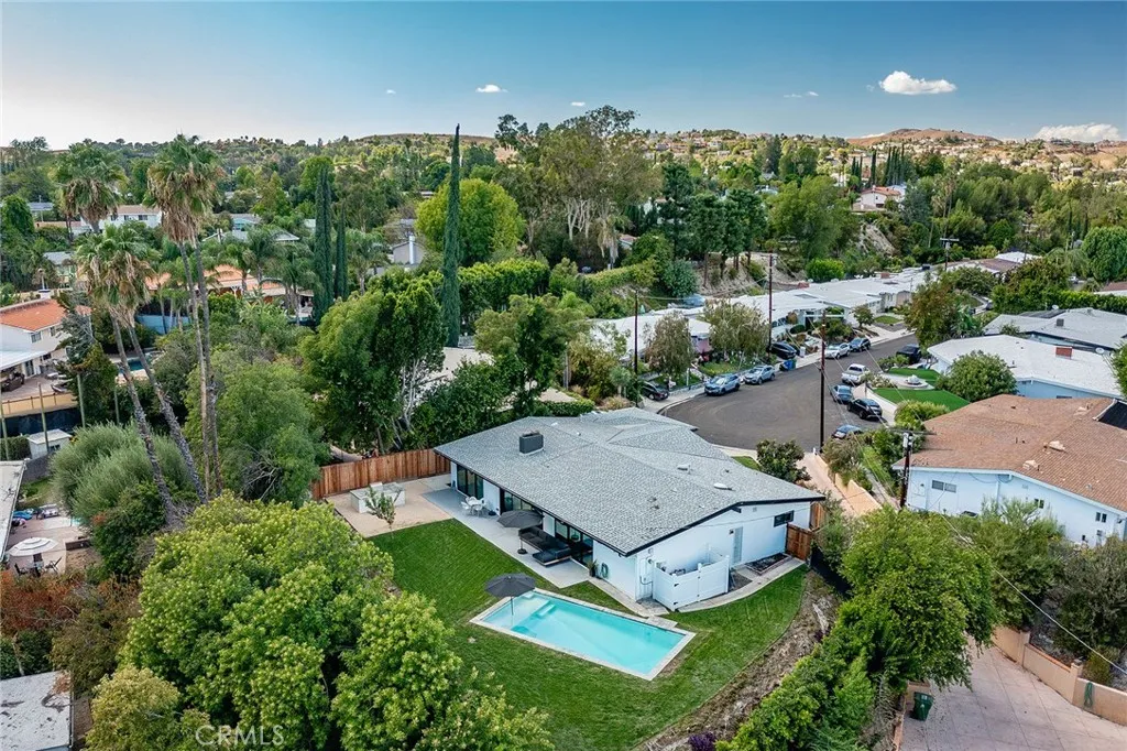 5700 El Canon Avenue, Woodland Hills, California 91367 home-pic-49