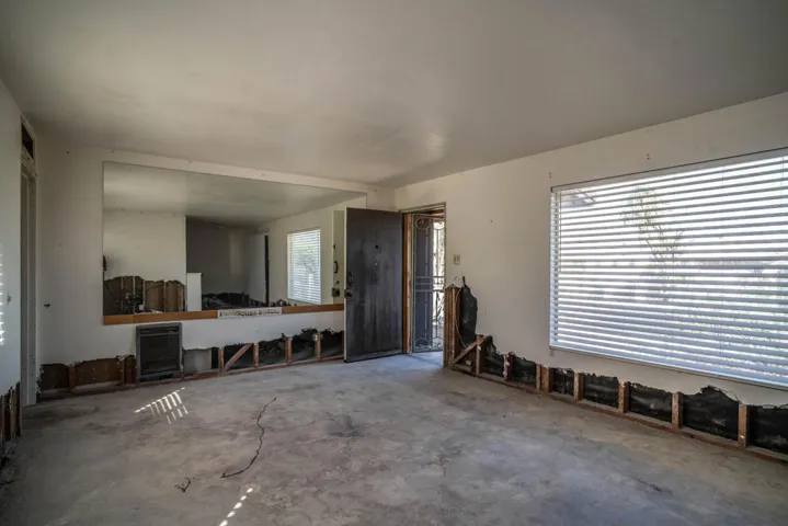 77643 Calle Temecula-21