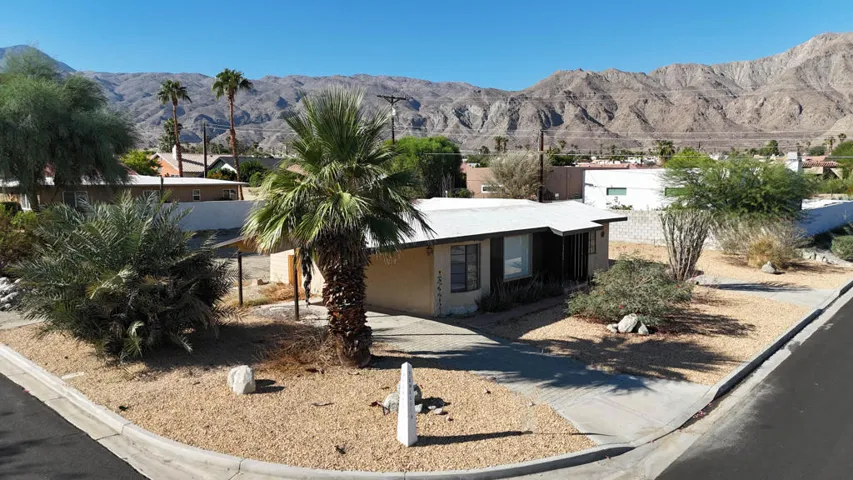 77643 Calle Temecula-9
