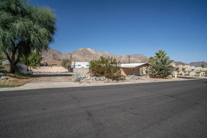 77643 Calle Temecula-31