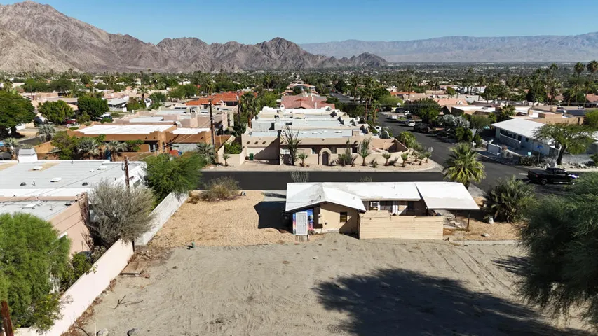 77643 Calle Temecula-18