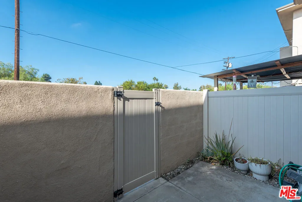 6221 Morse Avenue, North Hollywood, California 91606 home-pic-9