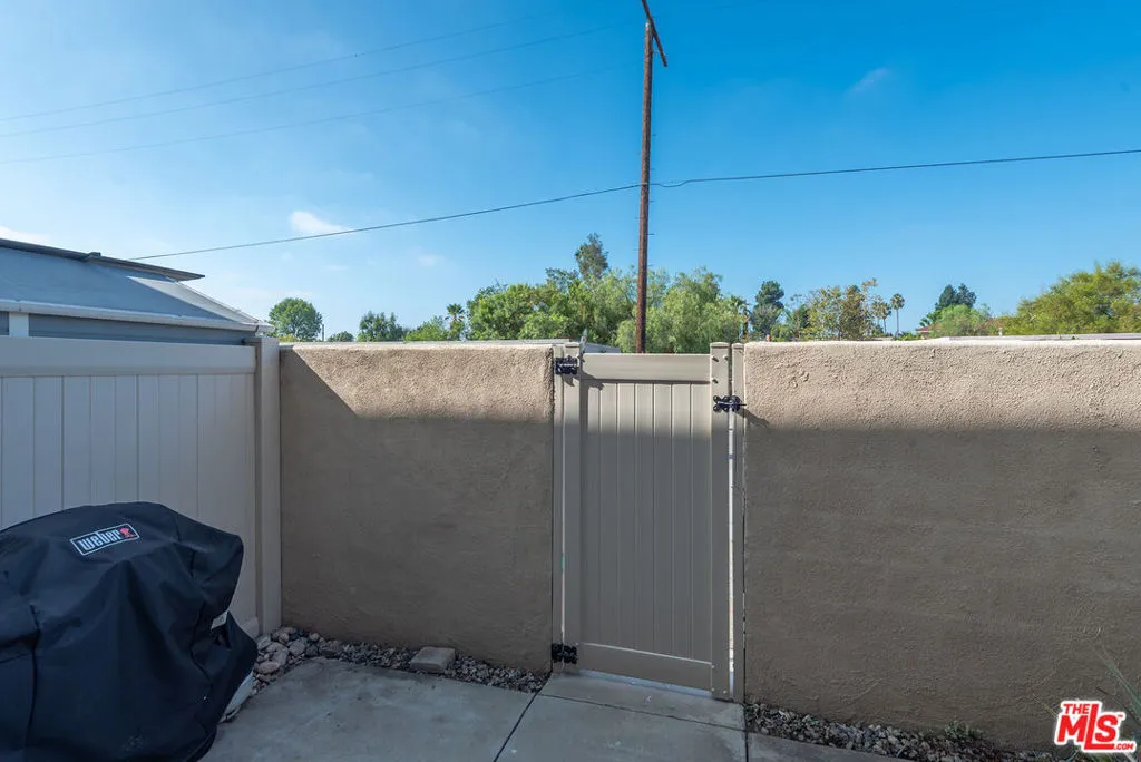 6221 Morse Avenue, North Hollywood, California 91606 home-pic-8