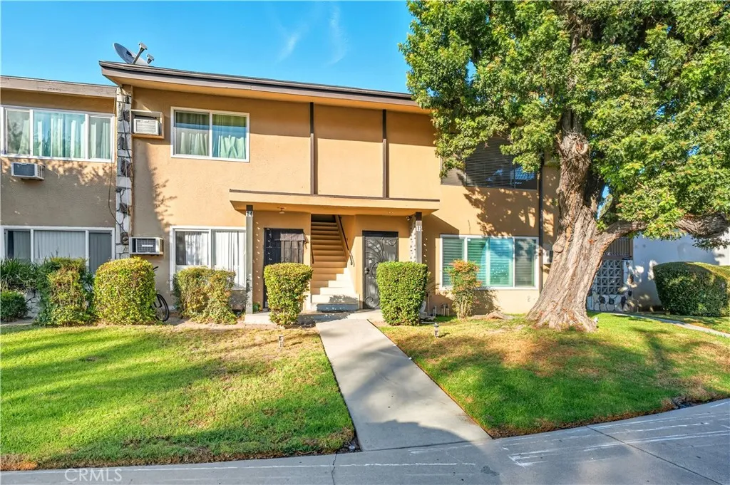 2018 Las Vegas Avenue 18, Pomona, California 91767 home-pic-1
