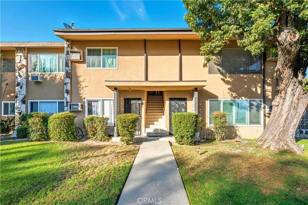 2018 Las Vegas Avenue 18, Pomona, California 91767 home-pic-0