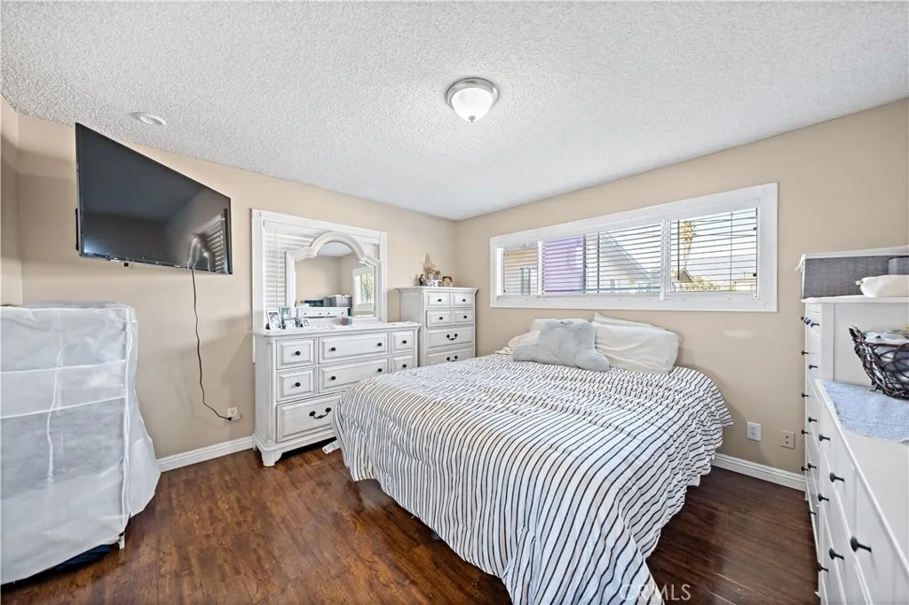2018 Las Vegas Avenue 18, Pomona, California 91767 home-pic-15