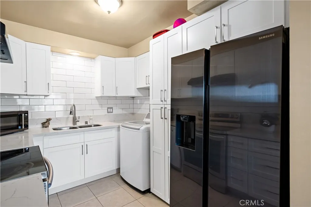 2018 Las Vegas Avenue 18, Pomona, California 91767 home-pic-9