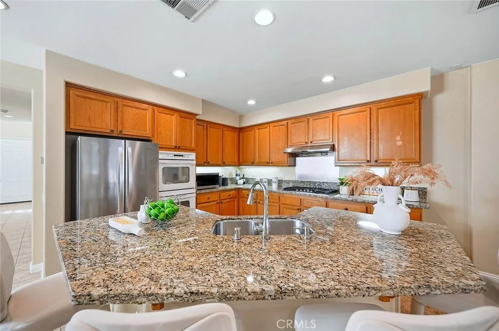 12184 Clydesdale Drive, Rancho Cucamonga, California 91739 home-pic-8