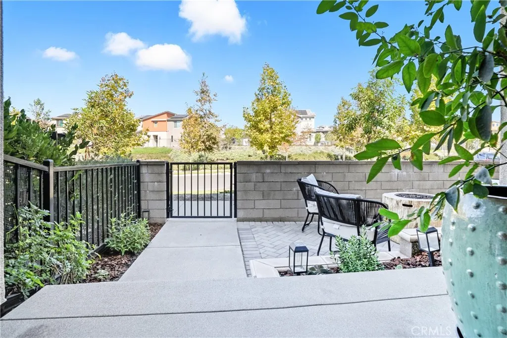 221 Gallop Court, Rancho Mission Viejo, California 92694 home-pic-26