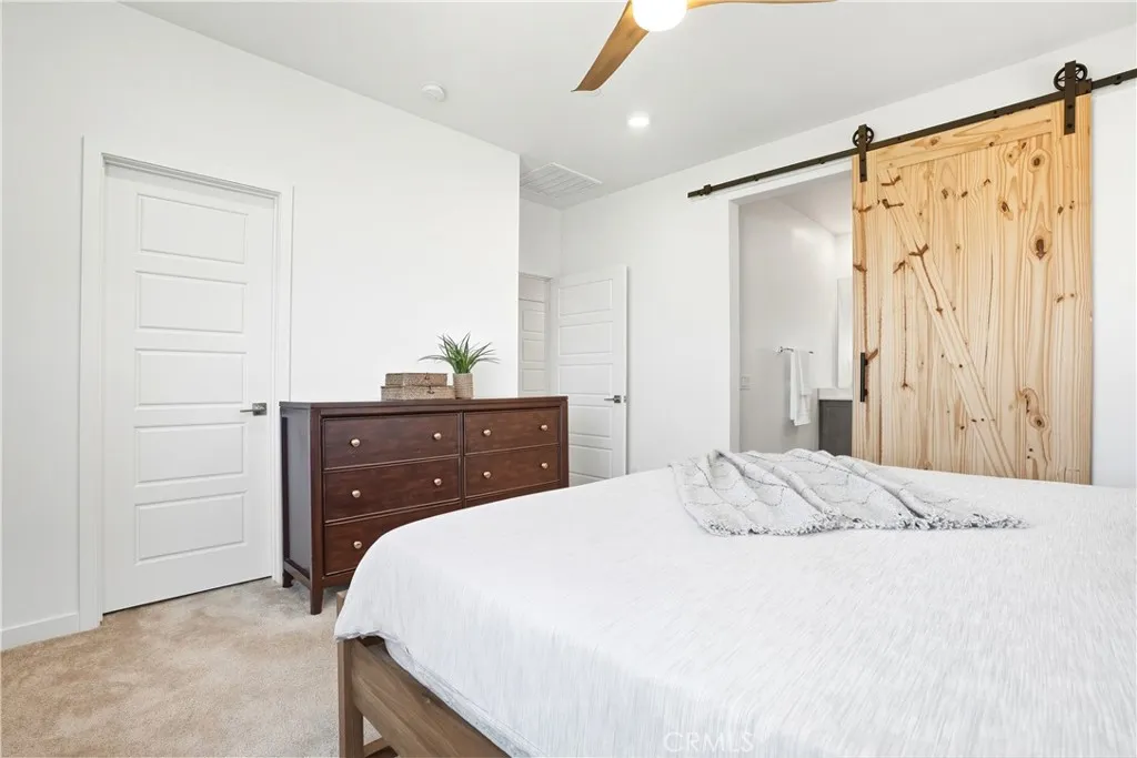 221 Gallop Court, Rancho Mission Viejo, California 92694 home-pic-14