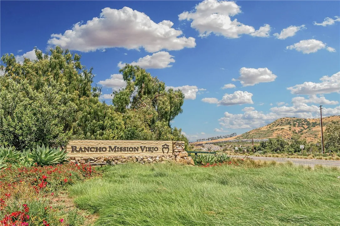 221 Gallop Court, Rancho Mission Viejo, California 92694 home-pic-44