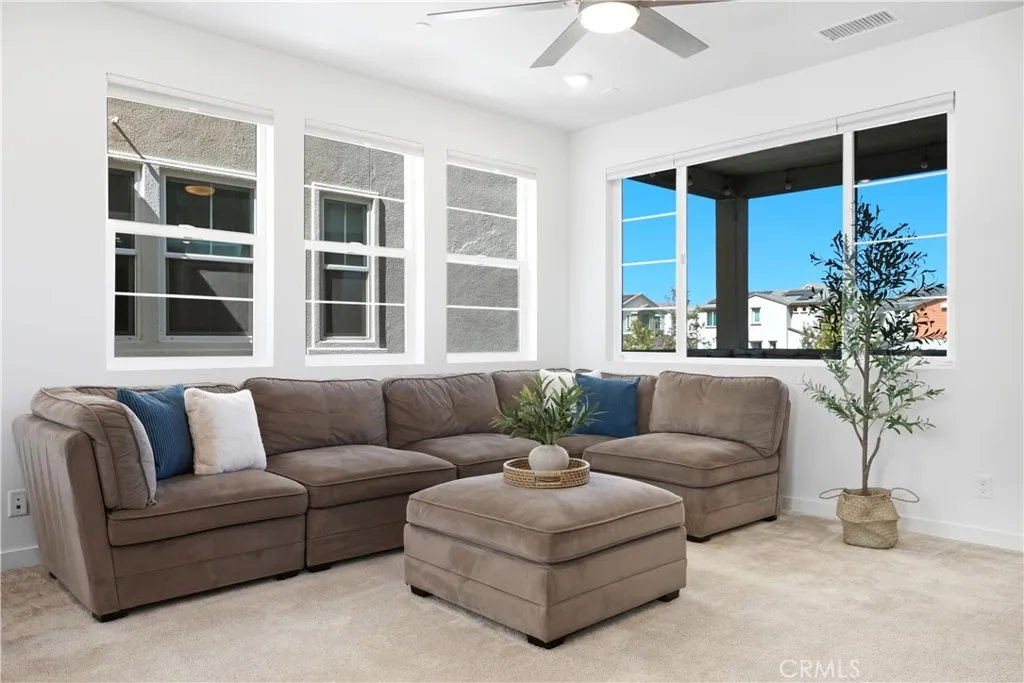 221 Gallop Court, Rancho Mission Viejo, California 92694 home-pic-10