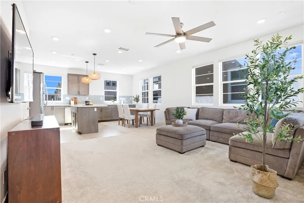 221 Gallop Court, Rancho Mission Viejo, California 92694 home-pic-7