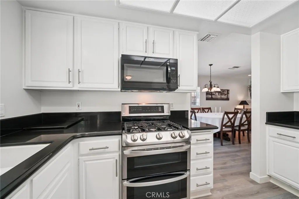 56 Dearborn, Redlands, California 92374 home-pic-11