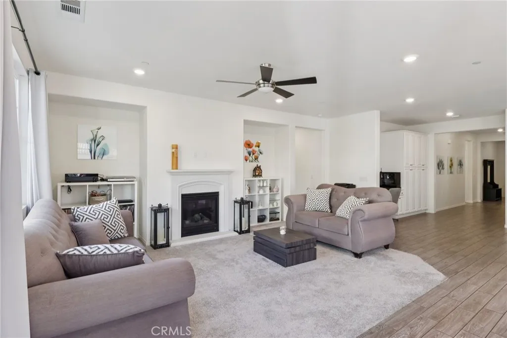 28679 Wedelia, Menifee, California 92584 home-pic-4