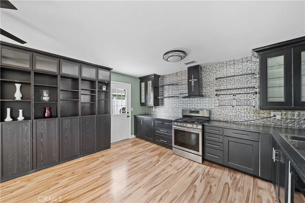 4179 N Santa Lucia, Orange, California 92865 home-pic-12