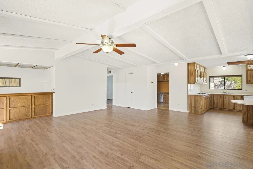 3232 N Twin Oaks Valley Rd, San Marcos, California 92069 home-pic-53