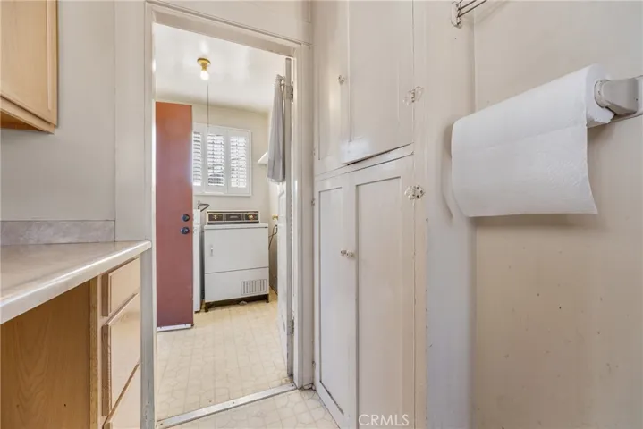 1122 W 77th Street, Los Angeles, California 90044