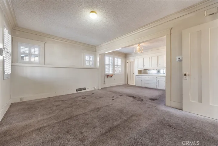1122 W 77th Street, Los Angeles, California 90044