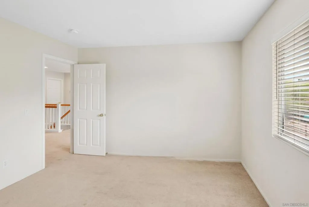 29213 Broken Arrow, Murrieta, California 92563 home-pic-43