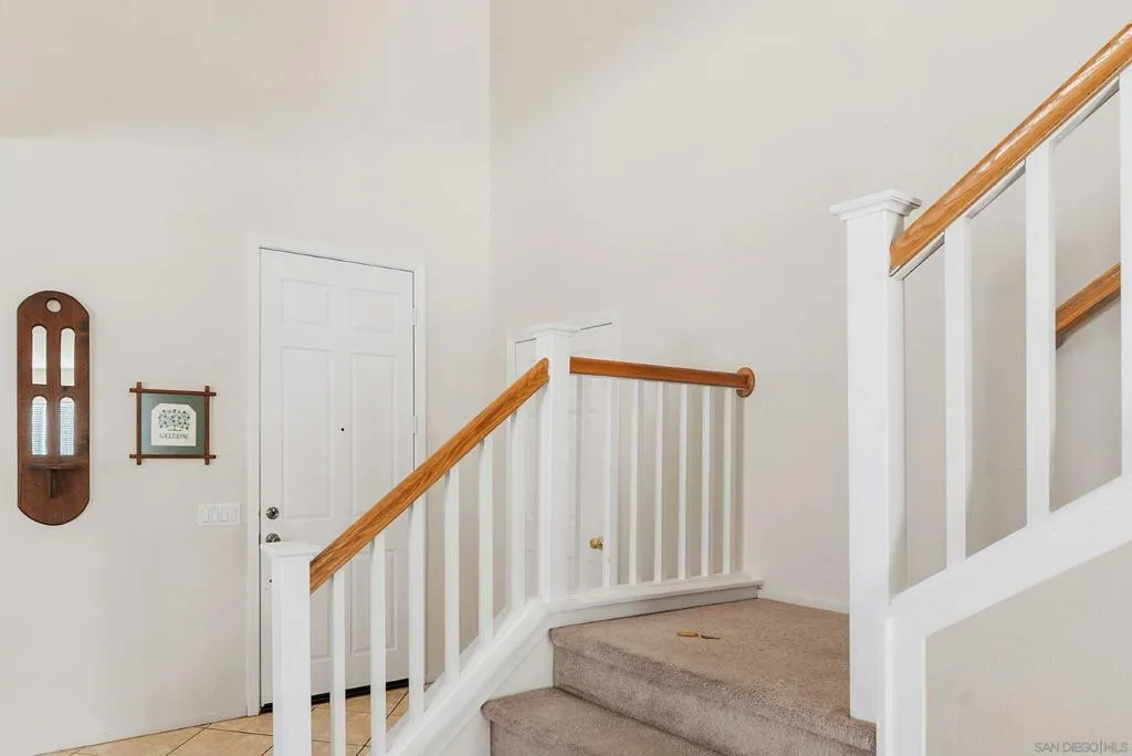 29213 Broken Arrow, Murrieta, California 92563 home-pic-4