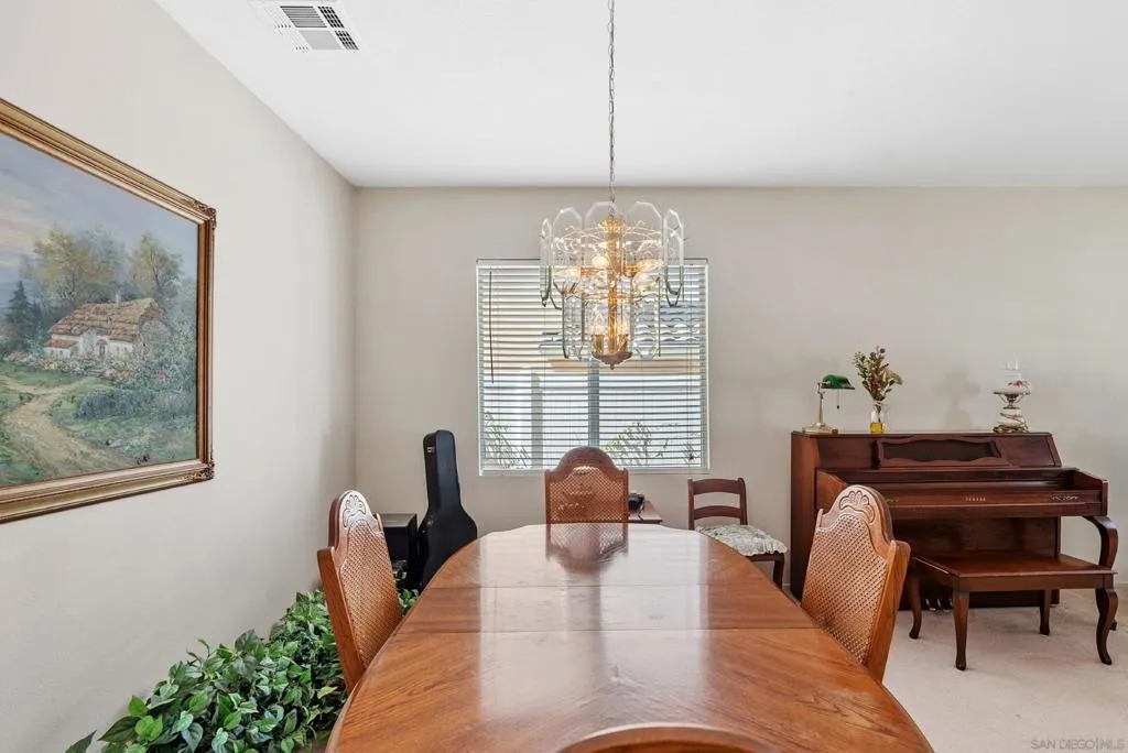 29213 Broken Arrow, Murrieta, California 92563 home-pic-7