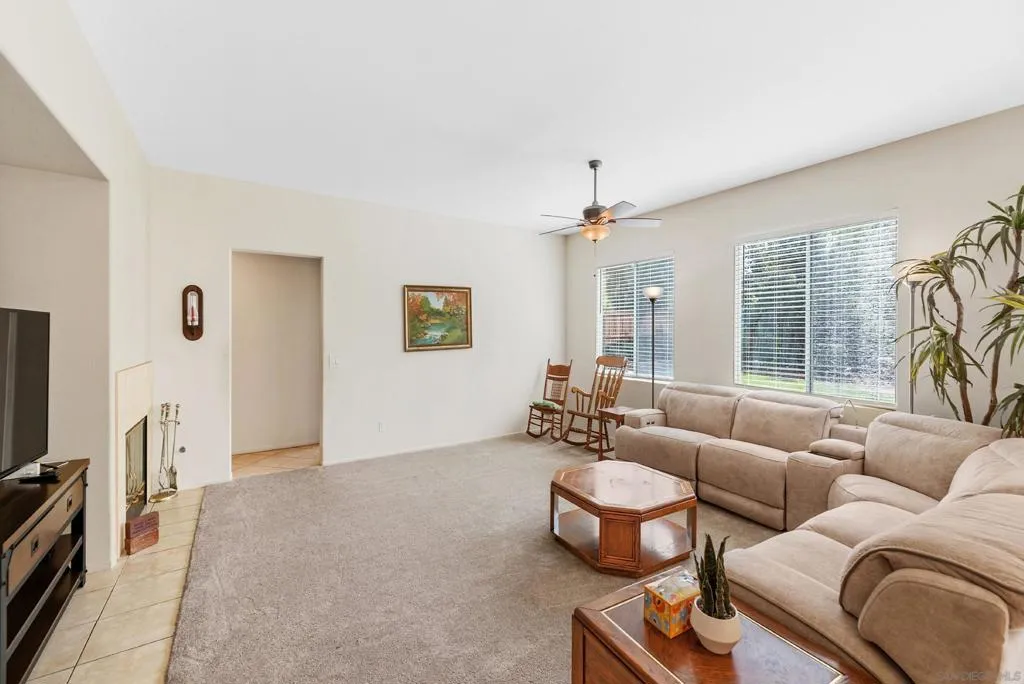 29213 Broken Arrow, Murrieta, California 92563 home-pic-20