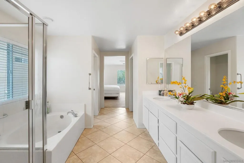 29213 Broken Arrow, Murrieta, California 92563 home-pic-38