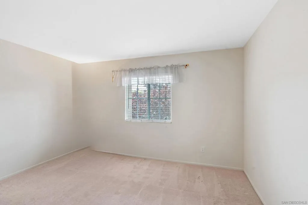 29213 Broken Arrow, Murrieta, California 92563 home-pic-46