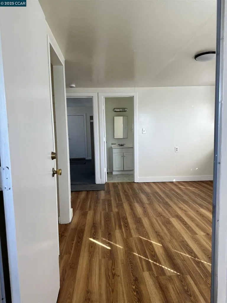 1800 Post Ave, San Pablo, California 94806 home-pic-4