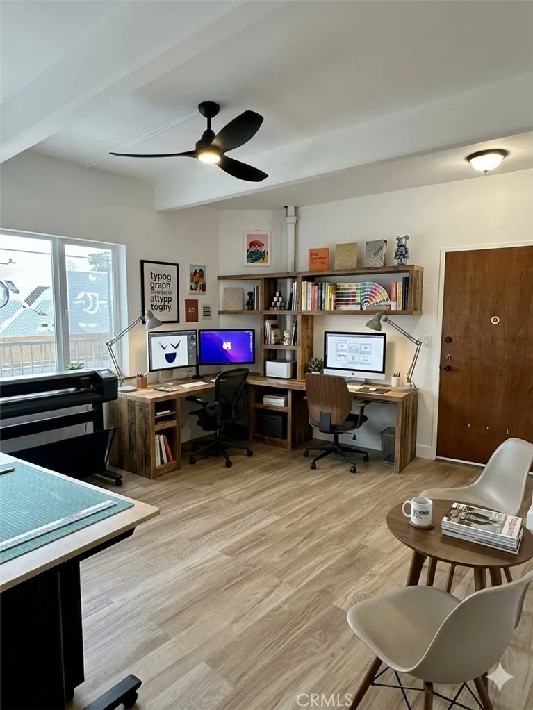 Virtual Staging: Graphic Designer