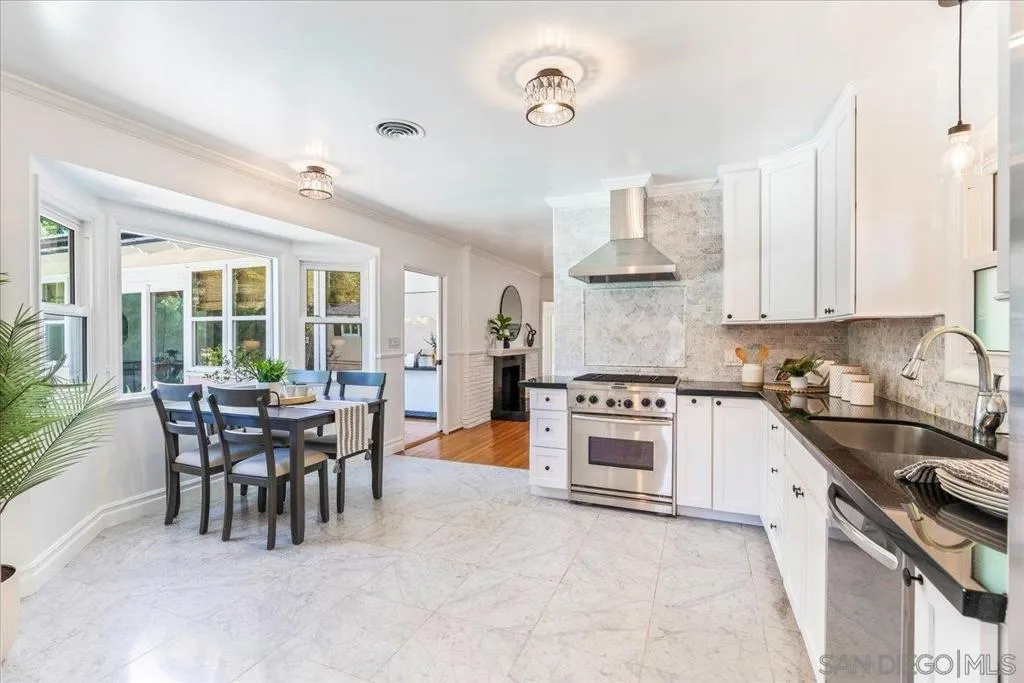 2602 N Louise, Santa Ana, California 92706 home-pic-25