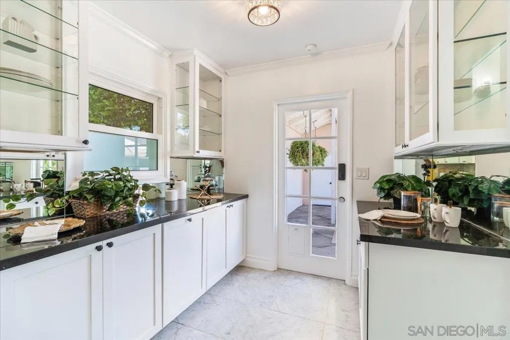 2602 N Louise, Santa Ana, California 92706 home-pic-29