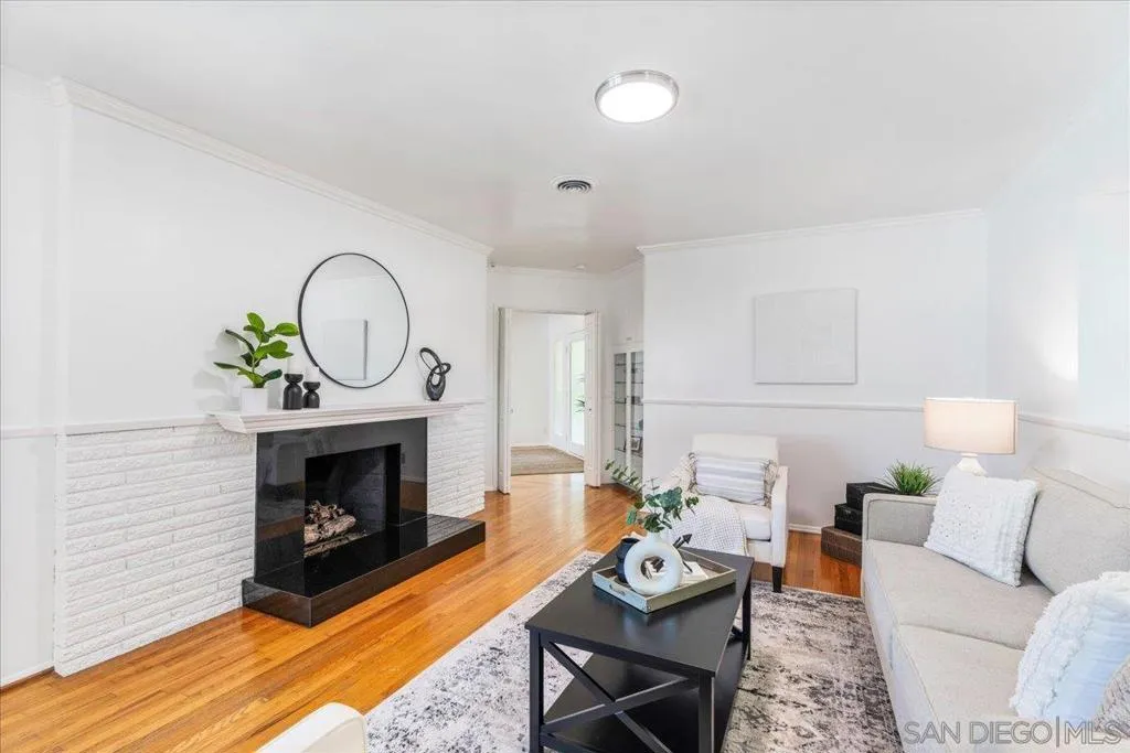 2602 N Louise, Santa Ana, California 92706 home-pic-21