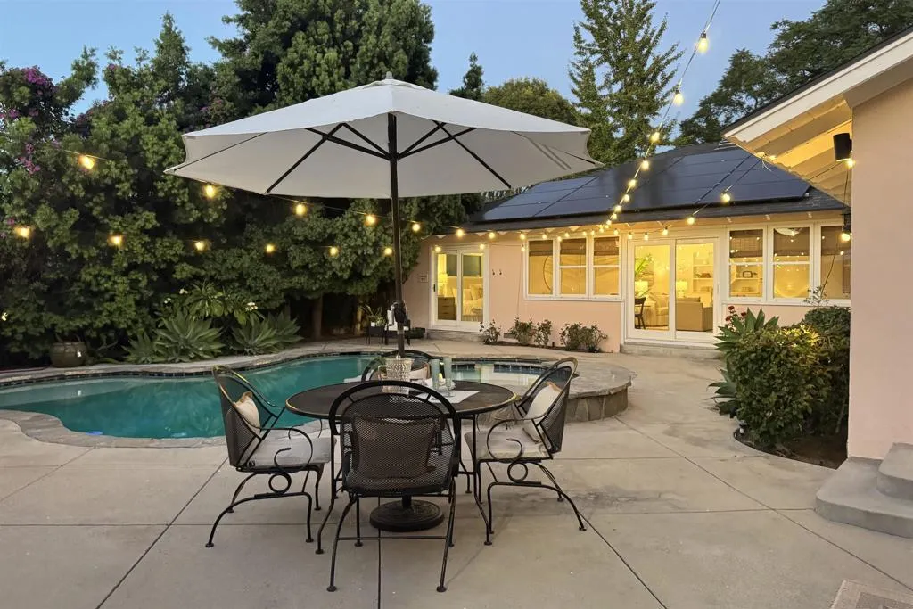 2602 N Louise, Santa Ana, California 92706 home-pic-61