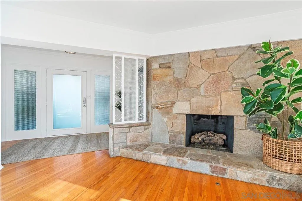 2602 N Louise, Santa Ana, California 92706 home-pic-15