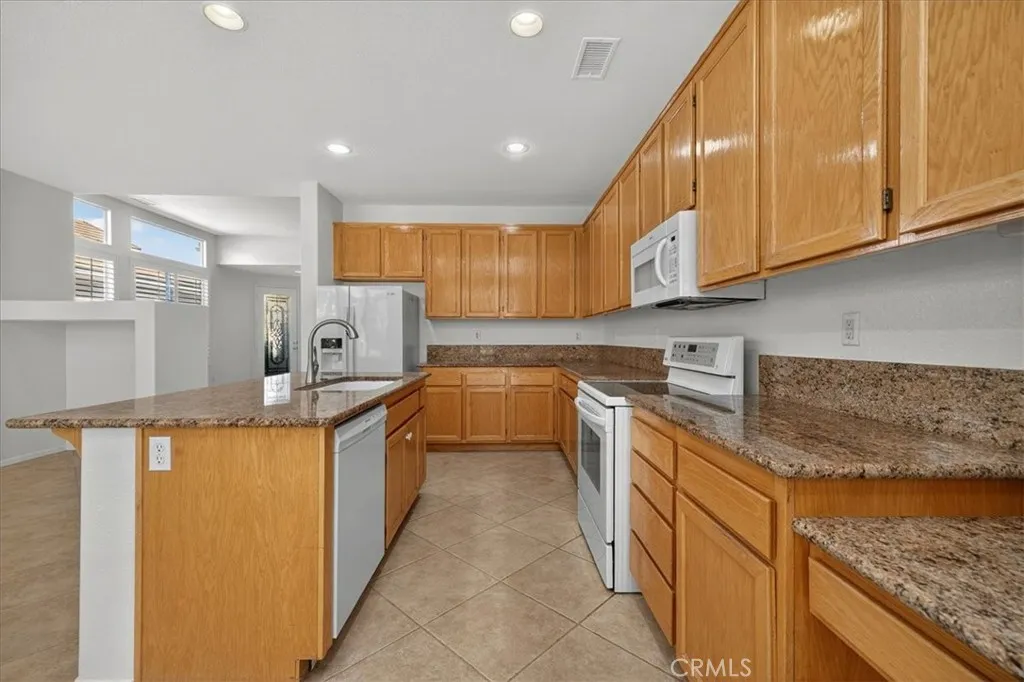 29245 29245 Paradise Canyon Drive, Menifee, California 92584 home-pic-21