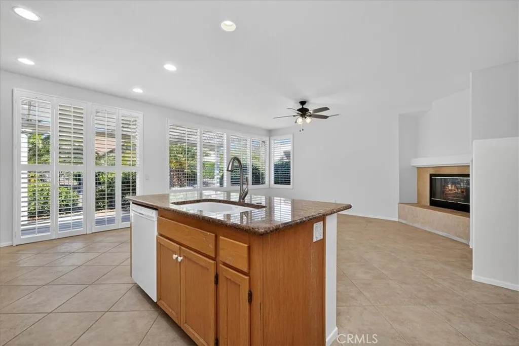 29245 29245 Paradise Canyon Drive, Menifee, California 92584 home-pic-23