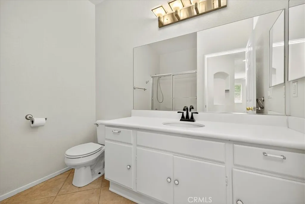 29245 29245 Paradise Canyon Drive, Menifee, California 92584 home-pic-14