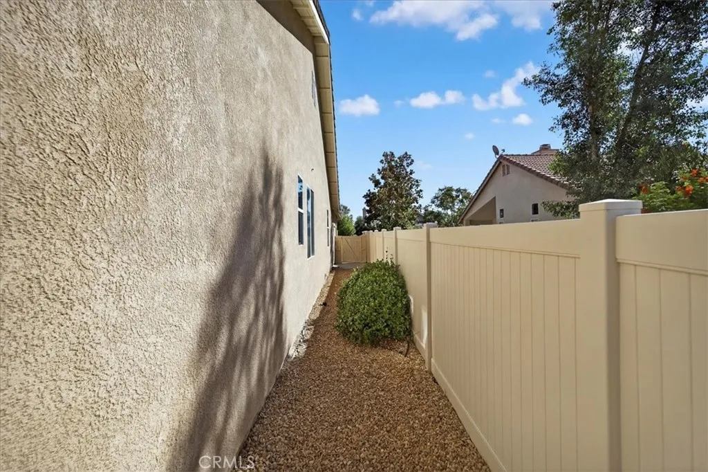 29245 29245 Paradise Canyon Drive, Menifee, California 92584 home-pic-34