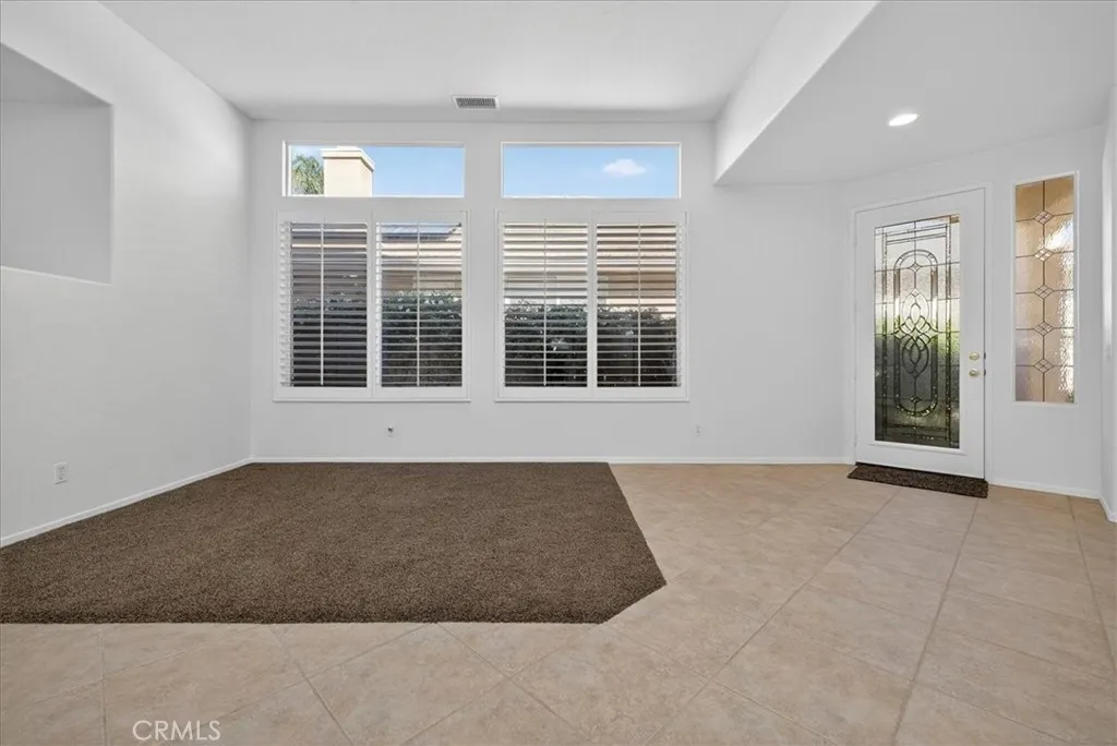 29245 29245 Paradise Canyon Drive, Menifee, California 92584 home-pic-11