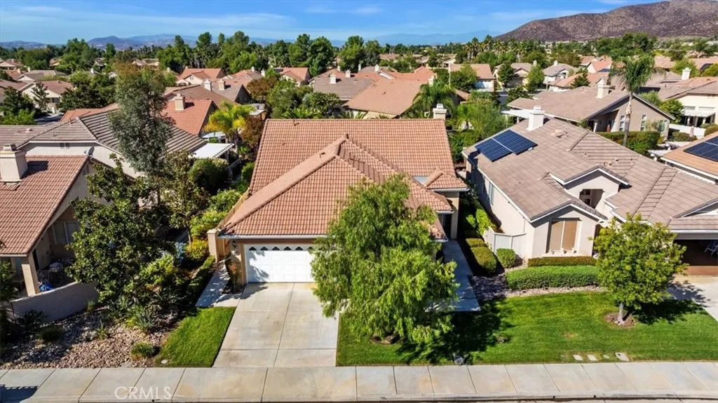 29245 29245 Paradise Canyon Drive, Menifee, California 92584 home-pic-3