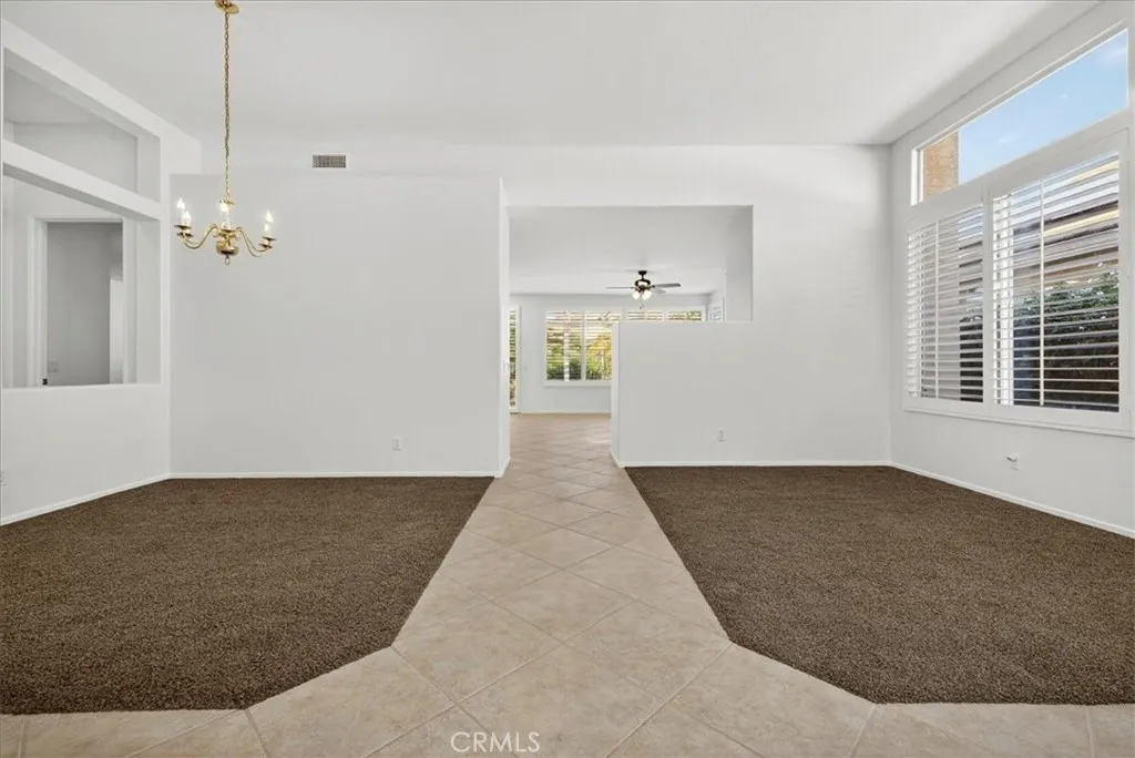 29245 29245 Paradise Canyon Drive, Menifee, California 92584 home-pic-12