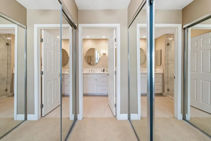 76237 Impatiens - Primary Bedroom Closet