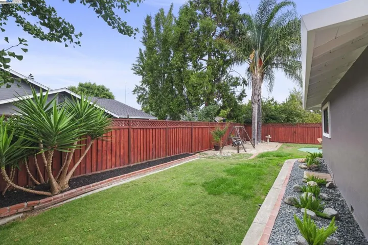 4171 School Street, Pleasanton, California 94566