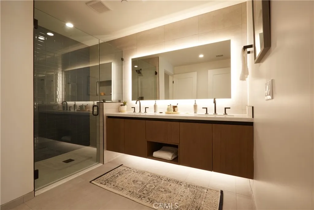 1333 S Orange Grove Avenue 311, Los Angeles, California 91109 home-pic-17