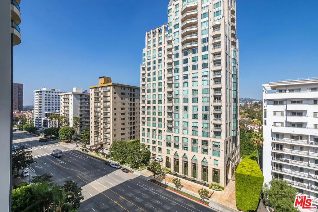 10724 Wilshire Boulevard 1005, Los Angeles, California 90024 home-pic-23