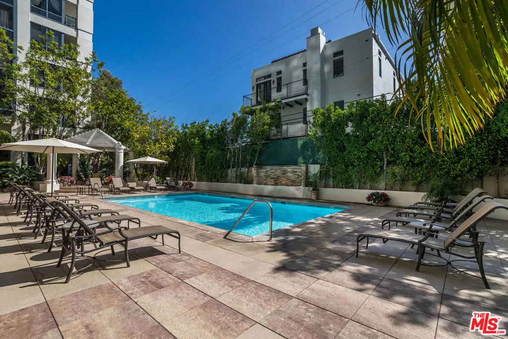 10724 Wilshire Boulevard 1005, Los Angeles, California 90024 home-pic-38